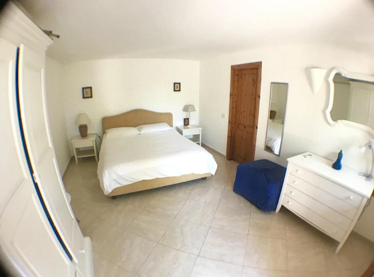 Porto Istana Beach House Olbia Kültér fotó