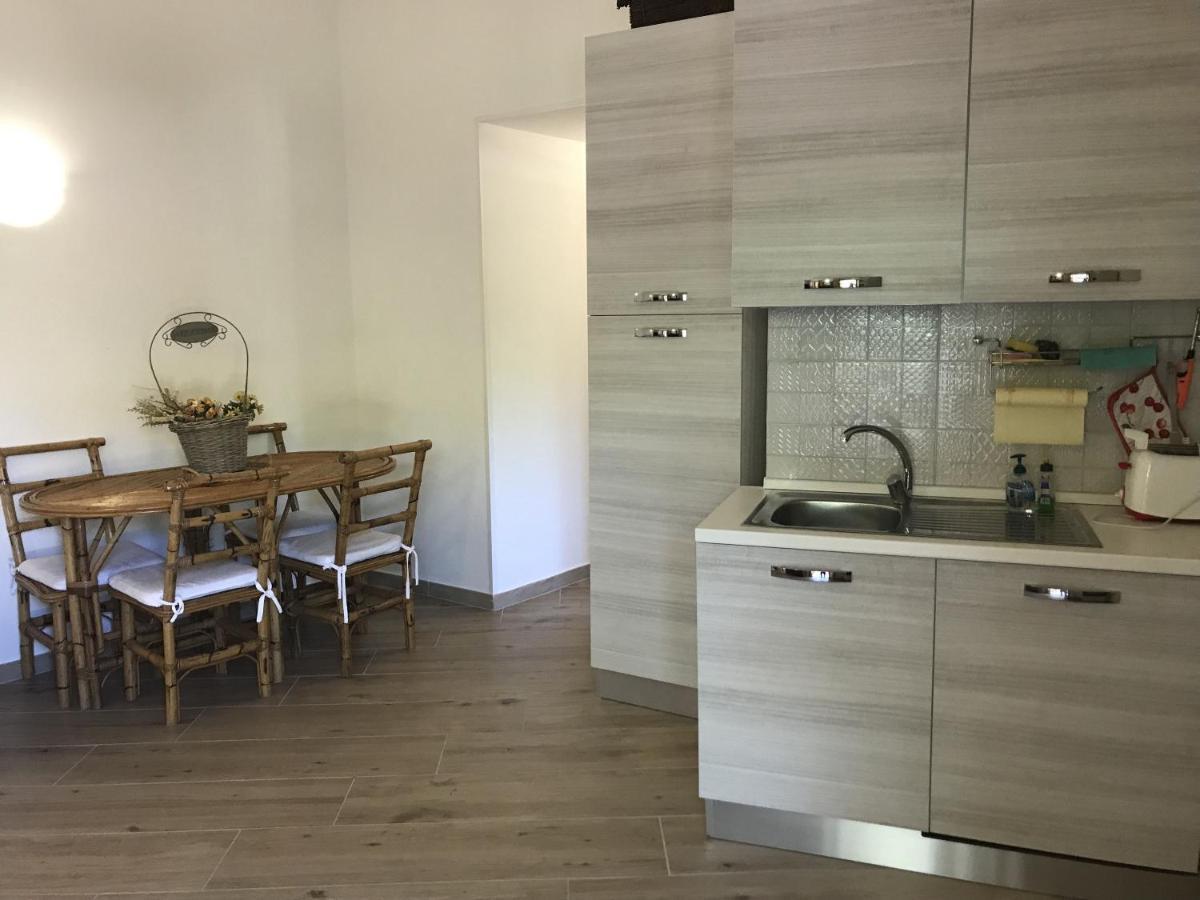 Porto Istana Beach House Olbia Kültér fotó