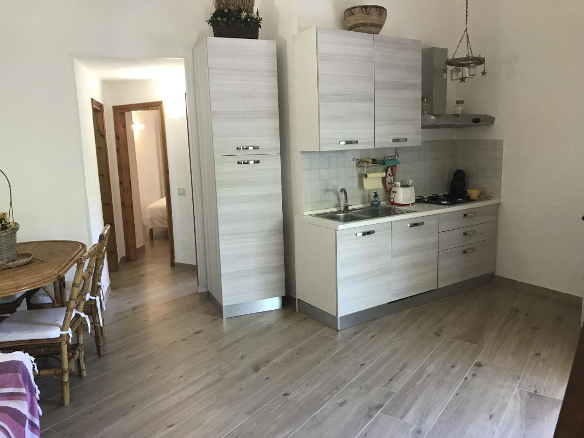 Porto Istana Beach House Olbia Kültér fotó